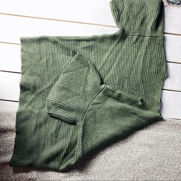 Ralph Lauren Ruffled Knit Short Sleeve Sweater - Picture 5 of 8